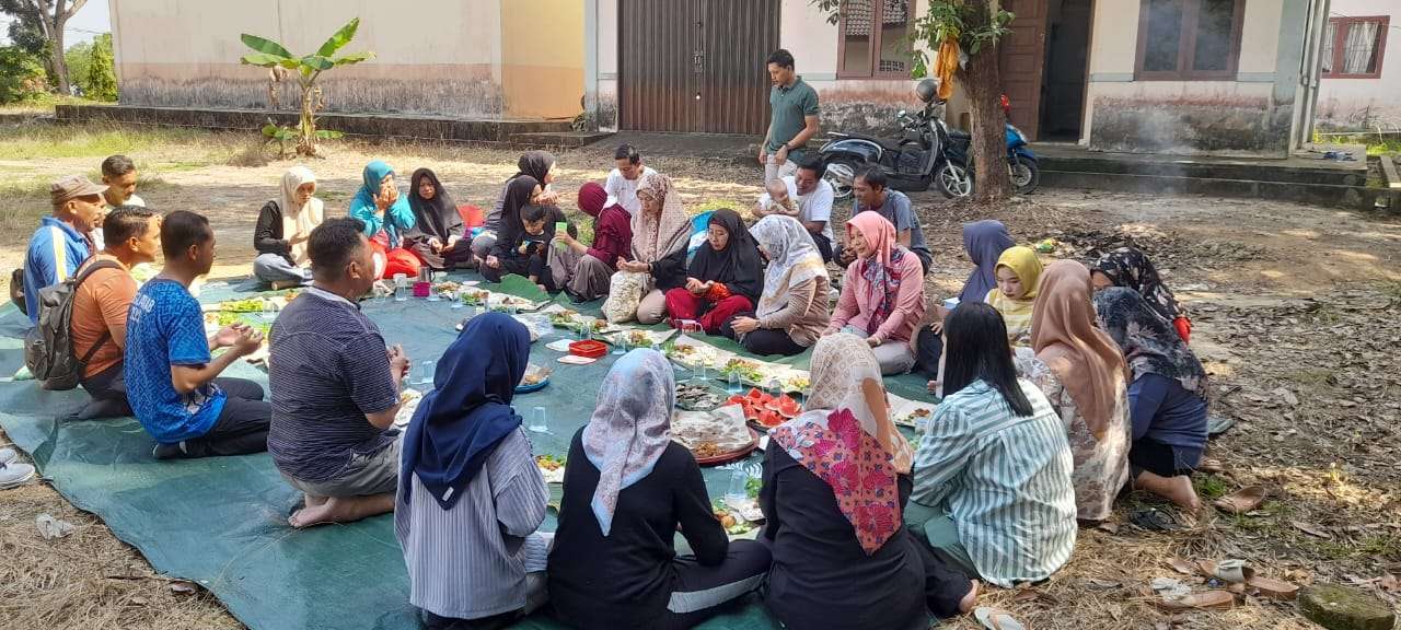 Family Gathering
