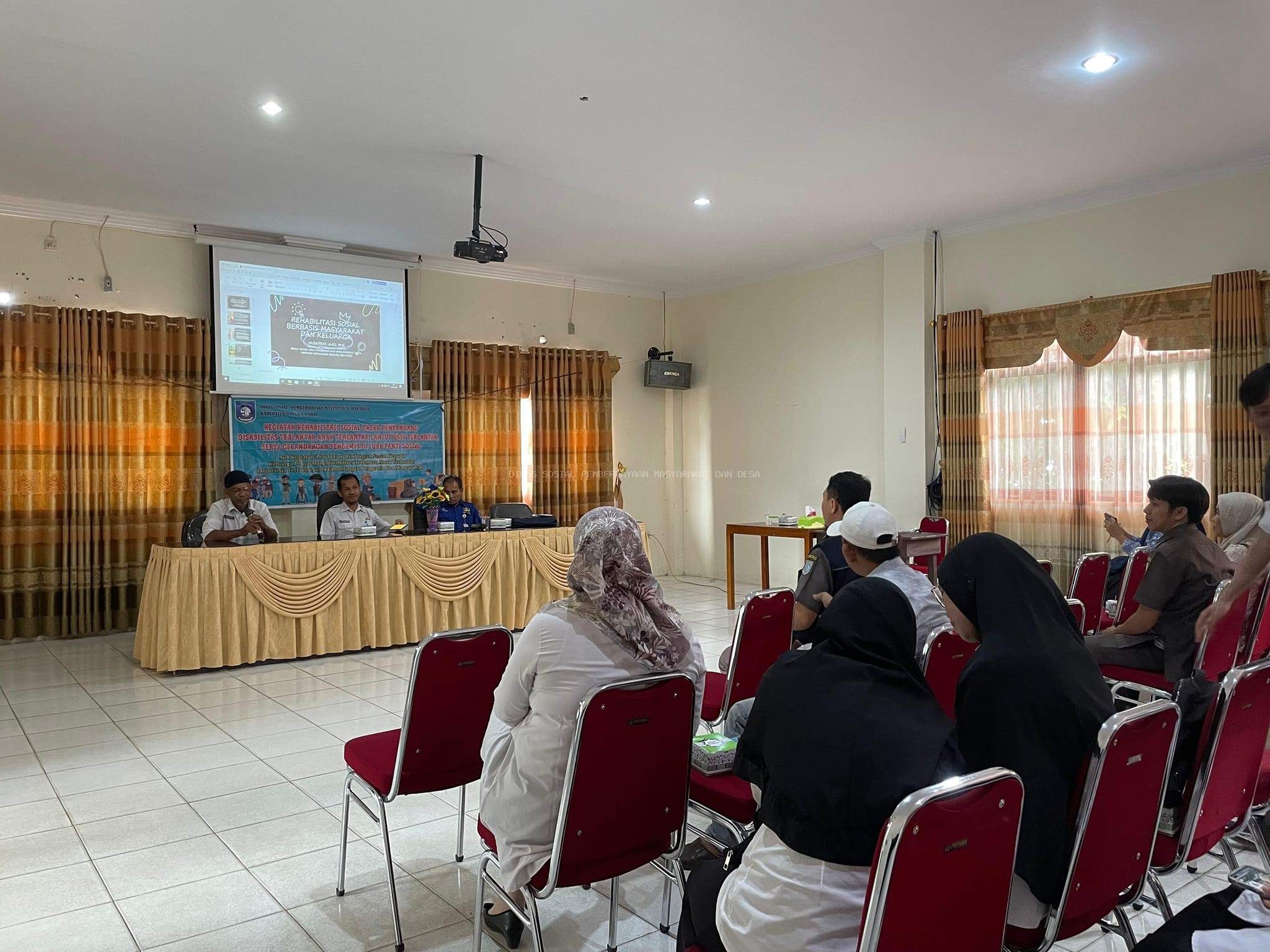 Kegiatan Rehabilitasi Sosial Dasar Penyandang Disabilitas Terlantar, Lansia Terlantar, serta Gelandangan dan Pengemis di Luar Panti Sosial 